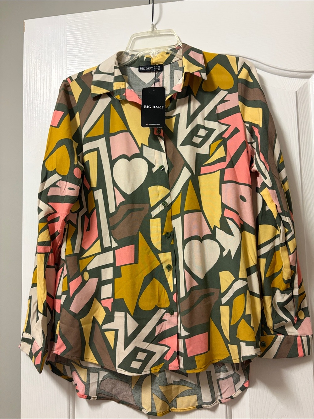 Big Dart Women's Geometric Heart Button-Down Shirt - Pink, Yellow, Olive